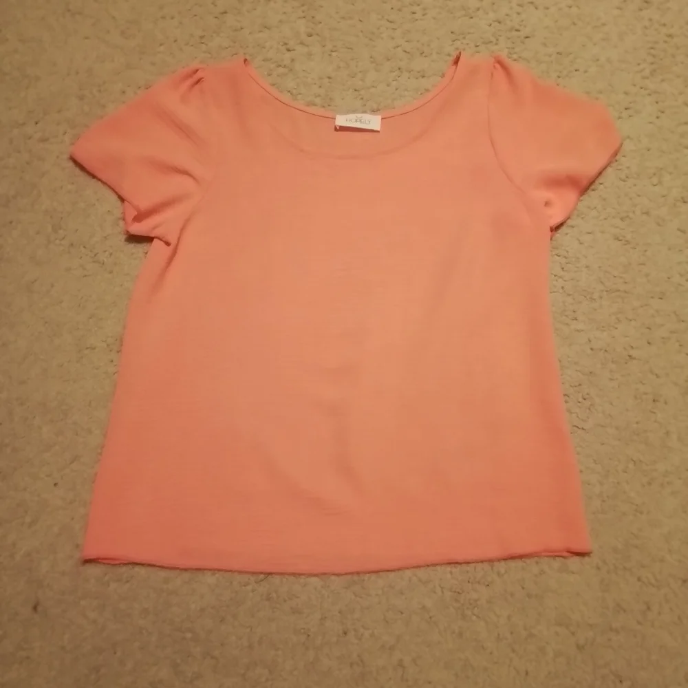 Hopely Basic Top - Picture 6 of 6